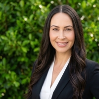 Notary Public in Oxnard , California 93036, Lisa Ginsberg 