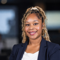 Notary Public in Portland, Oregon 97212, Miah Robertson
