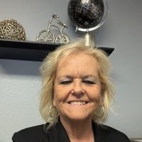 Notary Public in Ocala, Florida 34481, Lisa Bullock