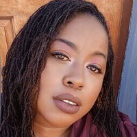 Notary Public in Fresno, California 93729, Trinity Scott