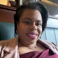 Notary Public in Saint Louis, Missouri 63121, Evie Mack