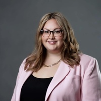 Notary Public in Farmington, Missouri 63640, Allyson Perry