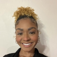 Notary Public in Riverside , California 92507, Azalia Constable