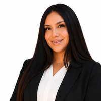 Notary Public in Arleta , California 91331, Daniela Higareda
