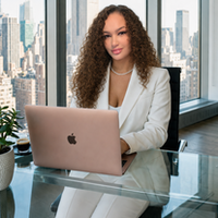 Notary Public in Berlin, New Jersey 08009, Martangela Roman