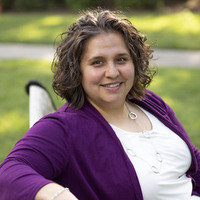Notary Public in Dalton, Georgia 30721, Aleene Sierra