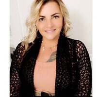 Notary Public in Indianapolis, Indiana 46221, Kimberly Combs