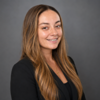 Notary Public in Cape Coral, Florida 33909, Dominique Stearns