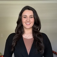 Notary Public in Knoxville, Tennessee 37924, Alyssa Grunewald
