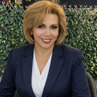 Notary Public in Campbell, California 95008, Monica Vieira