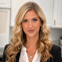 Notary Public in Winter Haven, Florida 33881, Desiree Carlson