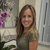 Notary Public in Sarasota, Florida 34240, Ashley Jones