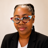 Notary Public in Florissant, Missouri 63031, Julienne Jacobs