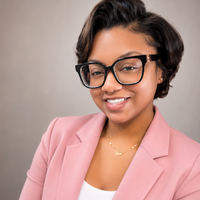 Notary Public in Conroe, Texas 77301, Olivia Bell