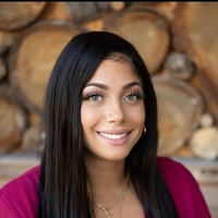 Notary Public in Grant, Florida 32949, Jade Jackson
