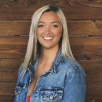 Notary Public in Roseburg , Oregon 97471, Makahla Pearson