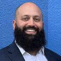 Notary Public in Riverside, California 92503, Derek Adams