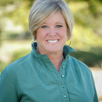 Notary Public in Franklin, Tennessee 37064, Holly Shelton