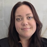 Notary Public in Naples, Florida 34119, Alyssa Cox