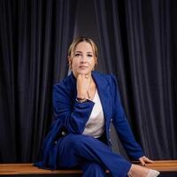 Notary Public in Las Vegas, Nevada 89146, Ana Isis Nunez Davalos