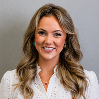 Notary Public in Warsaw, Indiana 46580, Olivia Johnson