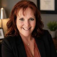 Notary Public in Pueblo, Colorado 81008, Traci Pettit