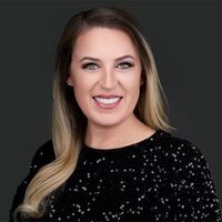 Notary Public in Oak Hills, California 92344, Brandi Howlett
