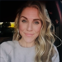 Notary Public in Redding, California 96001, Lauren Bruce