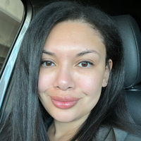 Notary Public in Renton , Washington 98055, Sherise Flournoy 