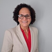 Notary Public in Miami Beach, Florida 33141, Luz Camilo