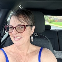 Notary Public in Miami, Florida 33185, Sylvia Castillo-Silva