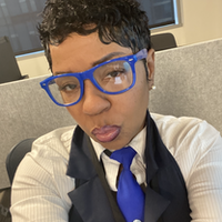 Notary Public in Chicago , Illinois 60611, Yolanda Wade