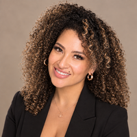 Notary Public in UPLAND, California 91786, Kimberly Loza