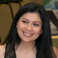 Notary Public in Miami, Florida 33186, Zeneveva Loredo
